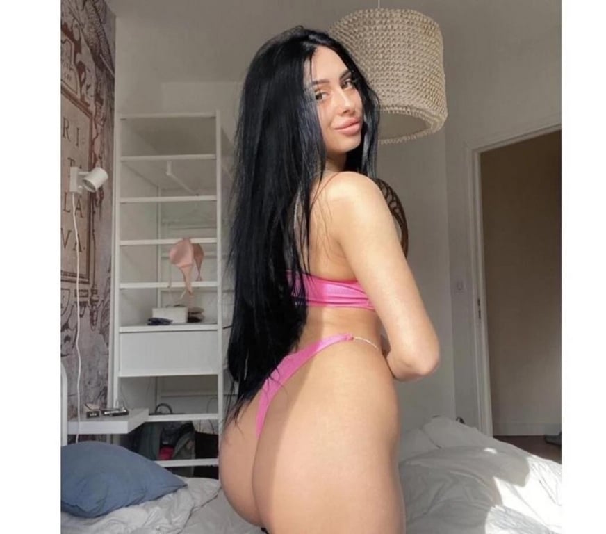 Escorts Oxfordshire Oxford - Photos for Victoria party girl😘BEST services🔝🔝Outcall only
