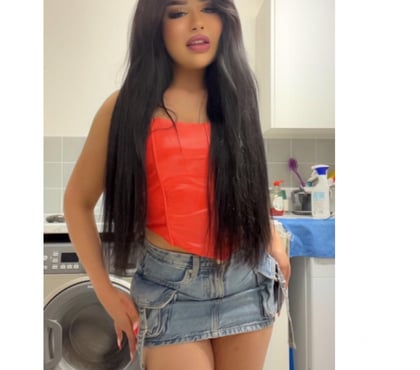 Transsexual Hackney Wick East London - Photos for Arabic Trans Beauty in East London