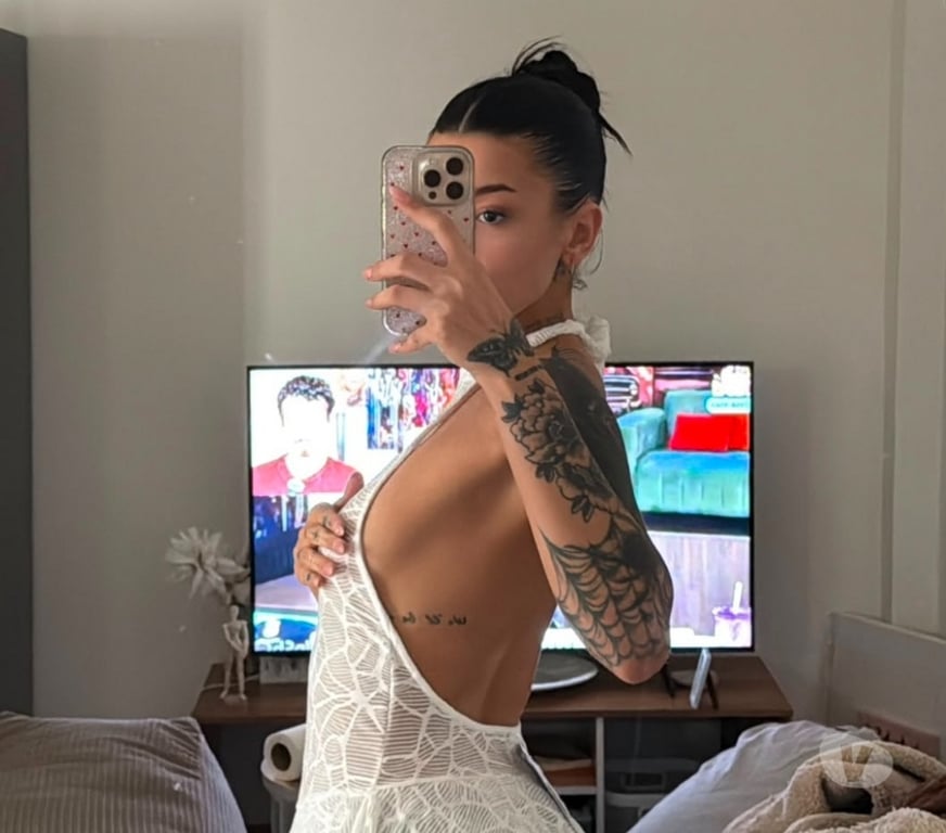 Escorts North London Edmonton - North London - Photos for NEW LATINA IN TOWN 😍
