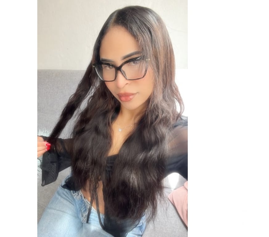 Adult Entertainment East London London City Airport - DLR Station - East London - Photos for Available 24h 🔥Only WhatsApp +44 7445 433185