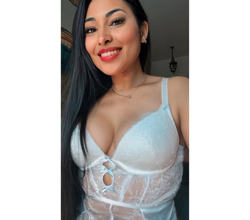 Escorts Nottinghamshire Nottingham - Photos for LAURA Real Pics🇧🇷Sexy and Hot🇧🇷Party Girl