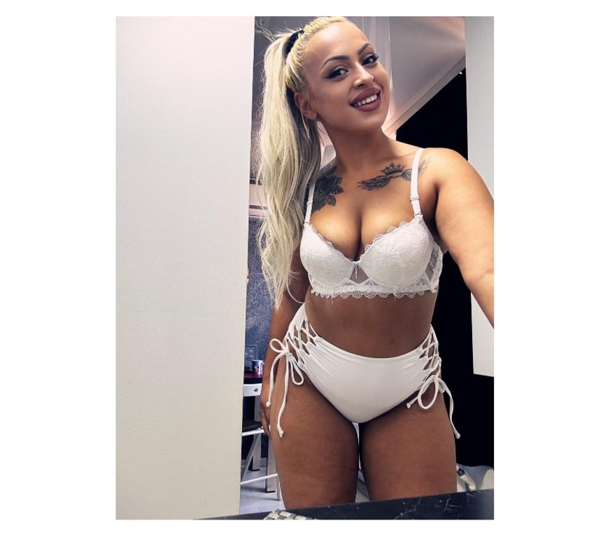 Escorts West Midlands Walsall - Photos for 🍑🍌🍑NEW HOT GIRL🍑🍌🍑 BEST GFE NEW IN WALSALL