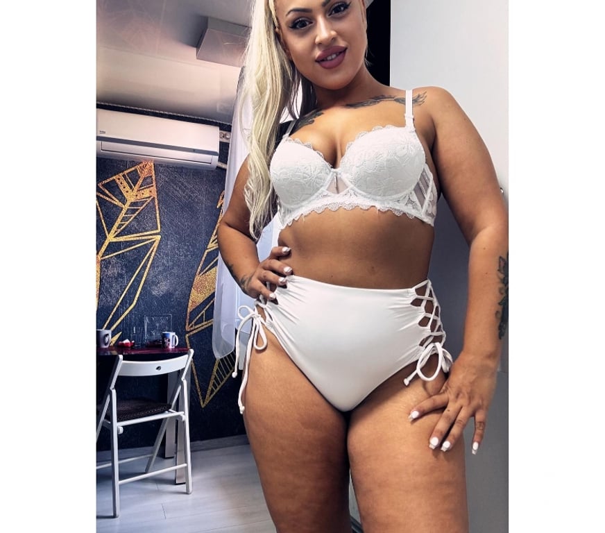 Escorts West Midlands Walsall - Photos for 🍑🍌🍑NEW HOT GIRL🍑🍌🍑 BEST GFE NEW IN WALSALL