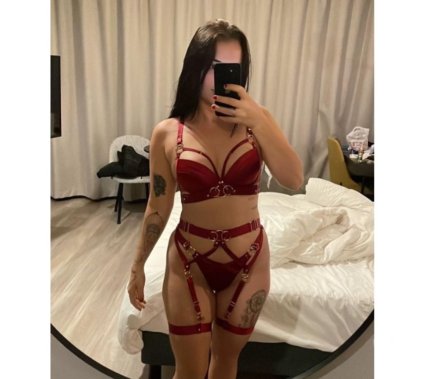 Escorts West Midlands Birmingham - Photos for Scarlet Brazilian Nymphet😈🔥🇧🇷