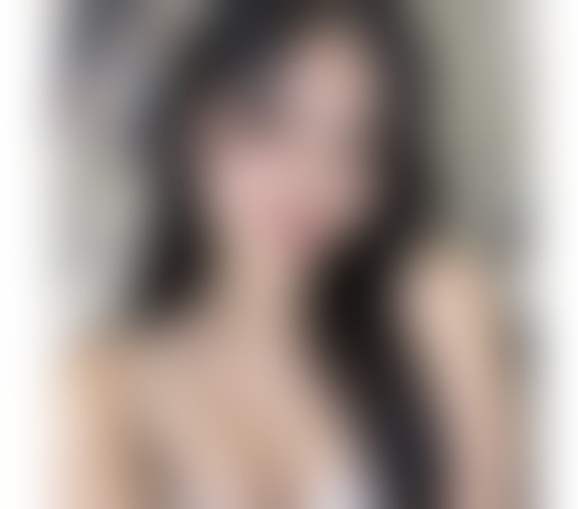 Sexy Chinese lady. 😍😍