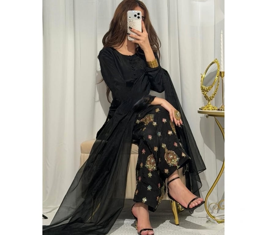 Escorts Slough Slough Town Centre - Slough - Photos for New pakistani girl in tour town !!!!BEST SERVICE!!!!