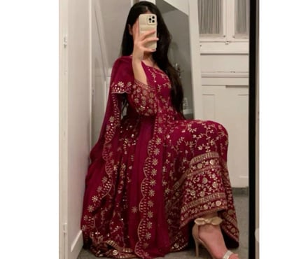 Escorts Slough Town Centre Slough - Photos for Pakistani girl with superior forms and best services 😊