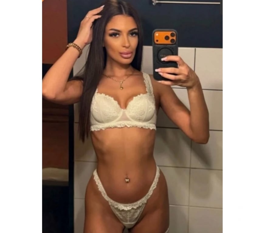 Escorts Aberdeen Aberdeen City Centre - Aberdeen - Photos for NEEW PARTY GIRL 🥳 Jessy🥵full servicess