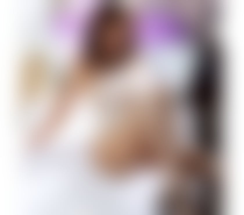 Escorts Hampshire Rushmoor - Photos for Molly Thai Massage and Escort first in Farnborough