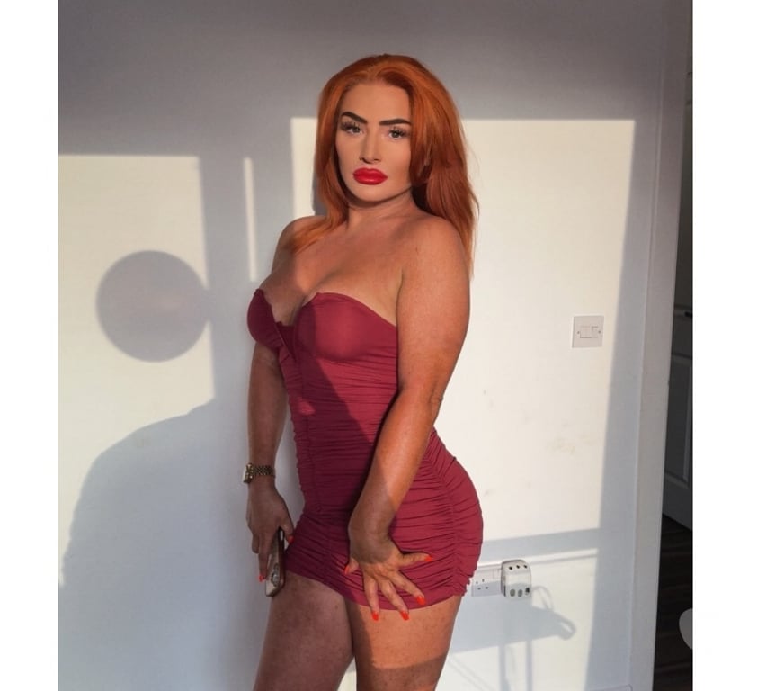 Escorts Essex Chelmsford - Photos for New English red head party girl