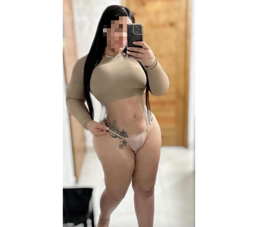 Escorts Nottinghamshire Nottingham - Photos for SEXY PARTY GIRL🍸OWO AND KISSING 🍑REAL100%-PARTY☎️