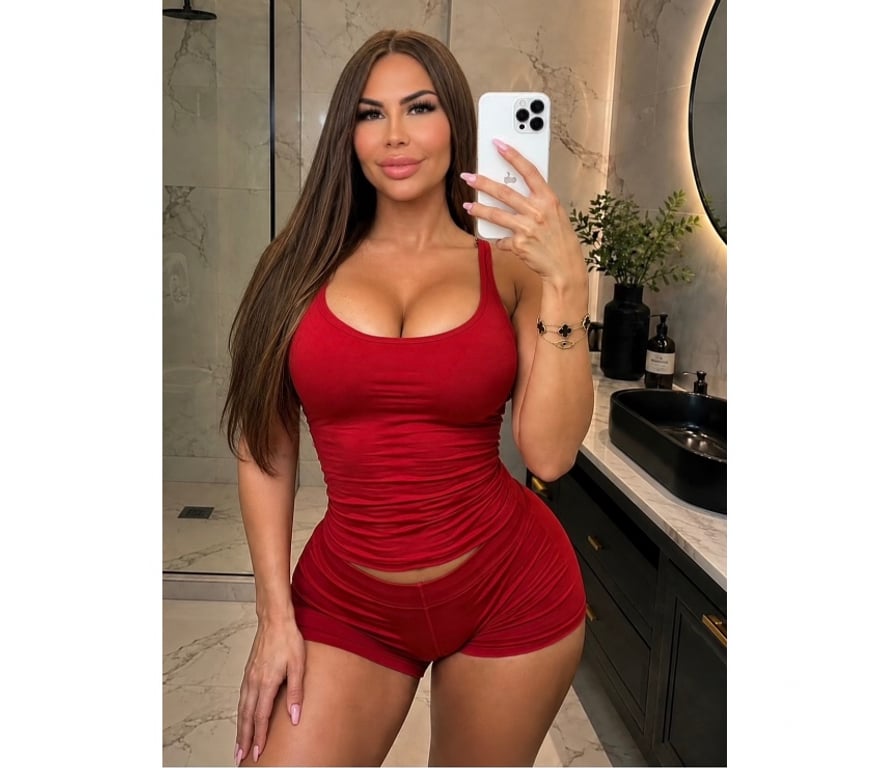 Escorts East London Aldgate East - East London - Photos for SEXY JULIA💜BEST SLOPPY BJ OWO IN ALDGATE-FKISS❤️GFE