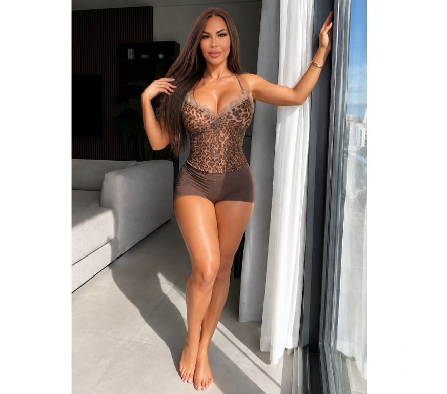 Escorts East London Aldgate East - East London - Photos for SEXY JULIA💜BEST SLOPPY BJ OWO IN ALDGATE-FKISS❤️GFE