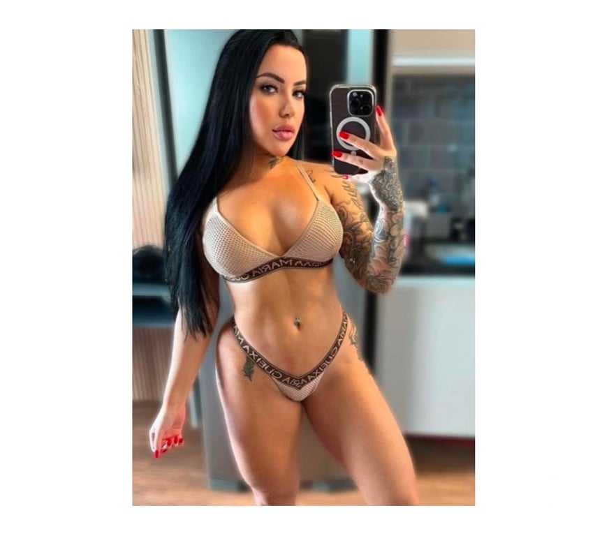 Escorts Surrey Woking - Photos for DOUBLE PARTY 🎉 GIRLS🥳NOT RUSH