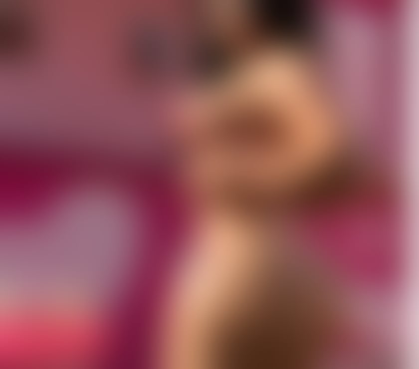 ✨ Experience Enchantment with Maiara! ✨