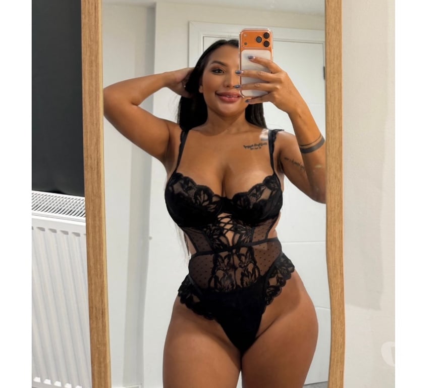 Escorts Hertfordshire Watford - Photos for downy thai lady sexy