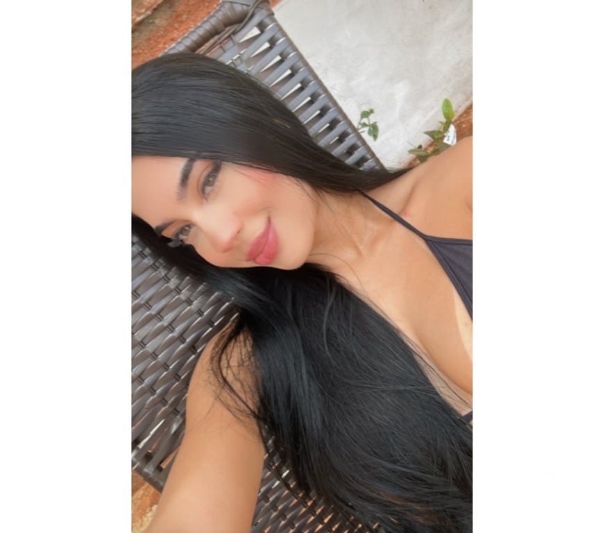 Escorts West London Acton - West London - Photos for REAL GFE_PARTY GIRL🍾😍
