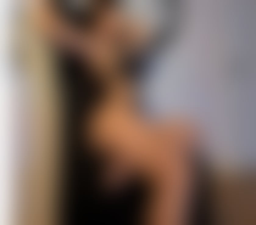  Escorts Droylsden Tameside - Photos for HOT LATINA IN TOWN BIG 🍑😋NO RUSH🍭😋