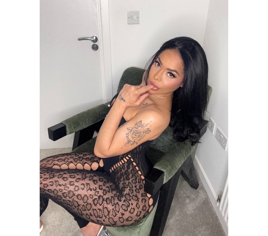 Escorts West London Hounslow - Photos for 🇧🇷Amanda sexy 🍑Best sloppy BJ❤️‍🔥