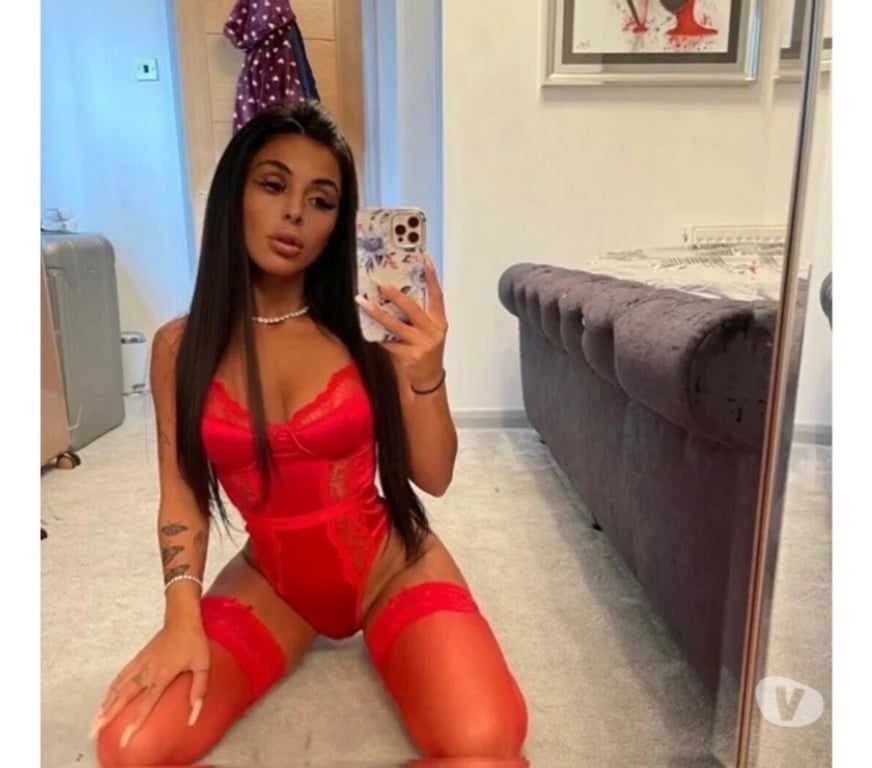 Escorts Aberdeen Bridge of Dee - Aberdeen - Photos for KRYSS PARTY GIRL HOTT SEXY PAY ON ARRIVAL
