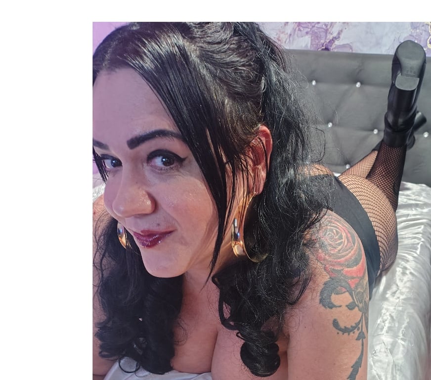 Trans Escorts Cardiff Cardiff City Centre - Cardiff - Photos for Lunna HOT GIRL 🔥💦