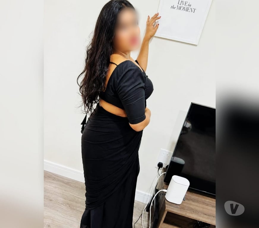 Escorts South Yorkshire Sheffield - Photos for Pooja Tamil Nadu Indian girl new in Sheffield