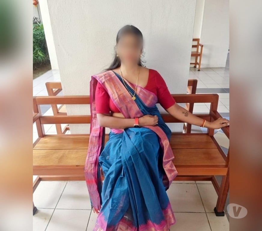 Escorts South Yorkshire Sheffield - Photos for Pooja Tamil Nadu Indian girl new in Sheffield
