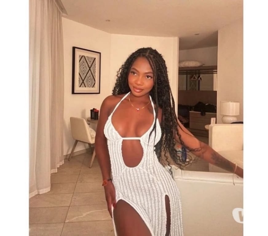 Escorts Bedfordshire Luton - Photos for 💕CAROLINA NEW GIRLS IN TOWN