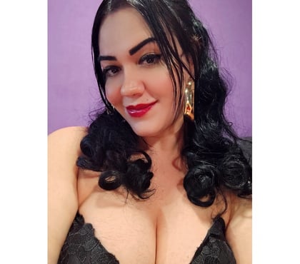Escorts Cardiff City Centre Cardiff - Photos for Milla🍑 TRANS GIRL 🔥💦💦