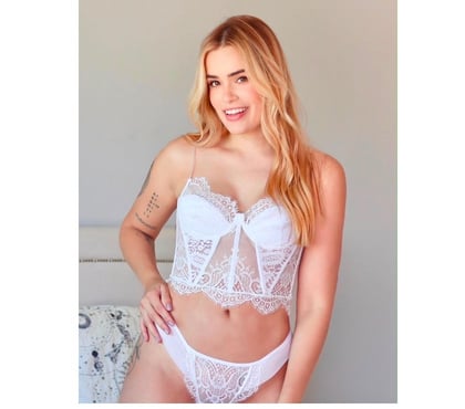 Photos for VIVIAN FOR YOU 🥰 🅿️ARTY GIRL ❤️‍🔥