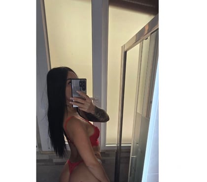  Escorts & Erotic Massage Horsham Town Centre Horsham - Photos for HOT CURVY BODY🔥😈PARTY GIRL😈🔥NO RUSH