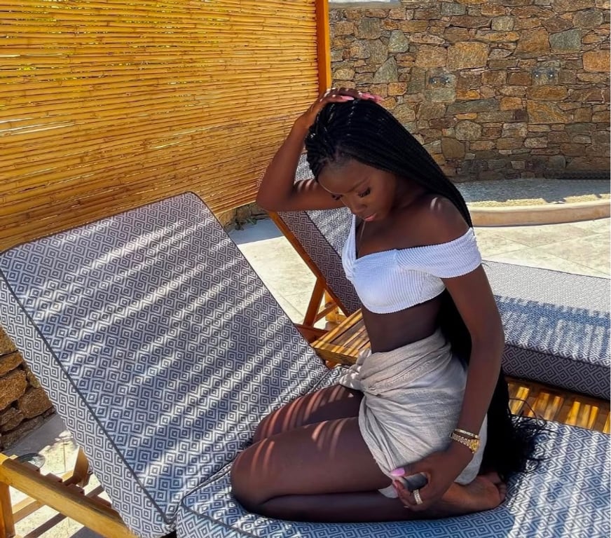 Escorts West Yorkshire Leeds - Photos for Your Favourite piece of chocolate
