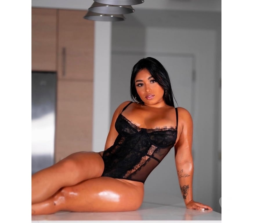Escorts West London Hounslow - Photos for 💥 NEW IN TOWN! BEAUTIFUL, FUN & WILD 🔥 TRY ME 👑
