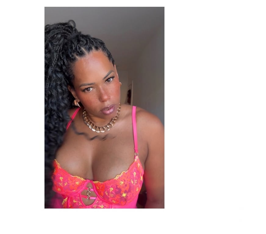 Escorts South East London East Croydon (Tramlink) Station - South East London - Photos for Emanuelle sexy hot 🫦❤️‍🔥
