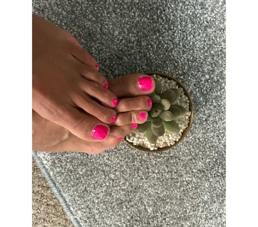 Escorts West Midlands Walsall - Photos for Refreshing & Relaxing Massage😈Candy
