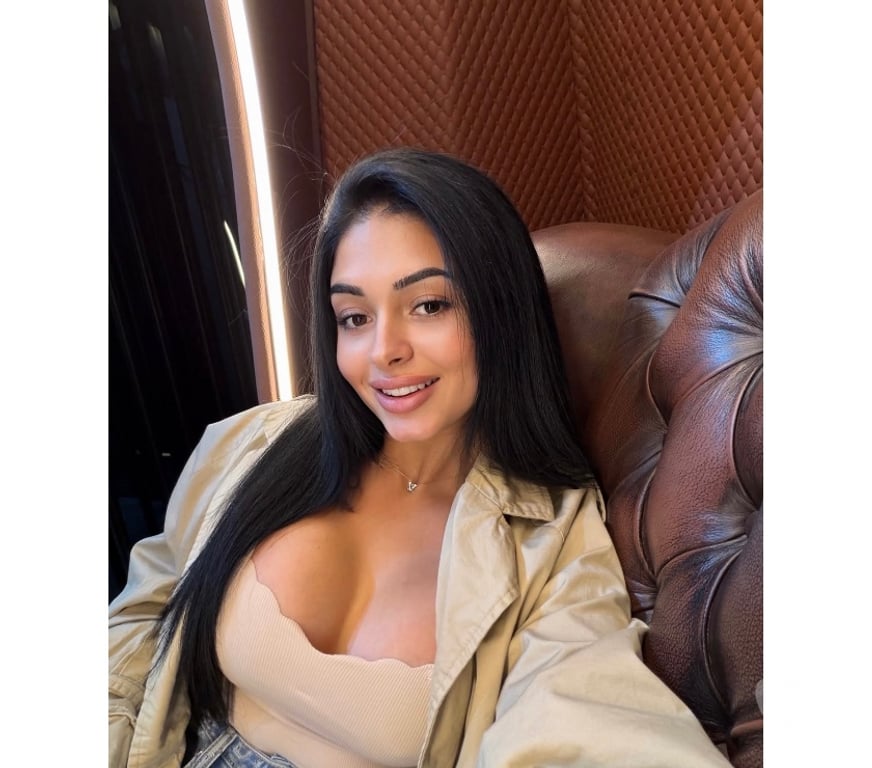 Escorts Glasgow Glasgow City Centre - Glasgow - Photos for PARTY-New-SOLO Just arrived- Party-Out-In-Fun-