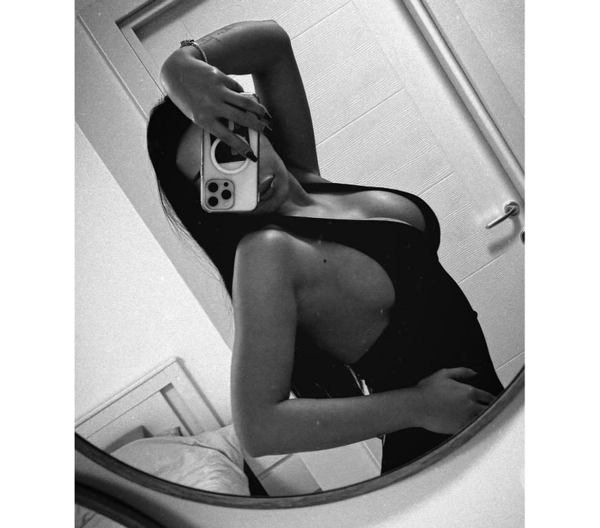 Escorts Glasgow Glasgow City Centre - Glasgow - Photos for DUO-OUT-IN-NEW-GENUINE-JUST ARRIVED