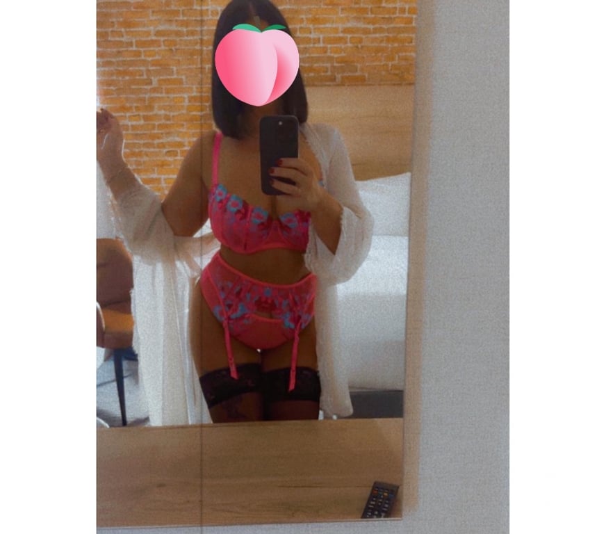 Escorts West Yorkshire Wakefield - Photos for BRITISH FULL GFE 🩷 OWO AND CIM 🩷 BRITISH MILF 🩷
