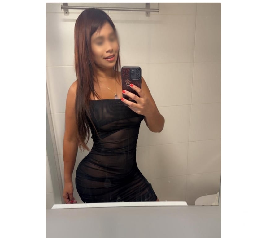 Escorts Ealing Northolt - Ealing - Photos for 👅😋Dominatrix hot tongue sculptural body