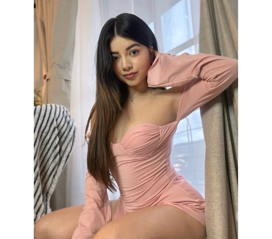 Escorts West London Hammersmith - West London - Photos for A polite and elegant Brazilian woman; my name is Ary.