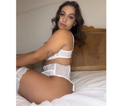 Photos for 🇧🇷HOT BRAZILIAN PARTY GIRL ❤️🔥🔥