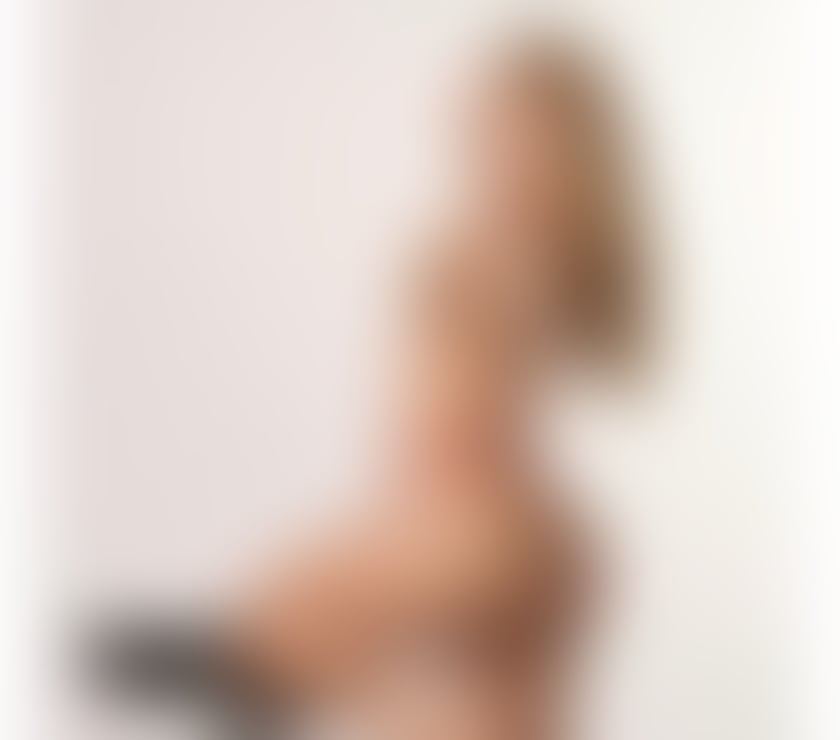 Escorts Oxfordshire Oxford - Photos for KAROL BACK 🫦🍭🍭PARTY 🔥
