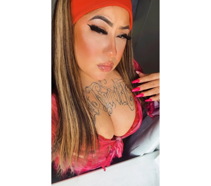 Escorts West Yorkshire Bradford - Photos for “NEW BRAZILIAN BIGGGG BOOBS💖 EVA HOT😈