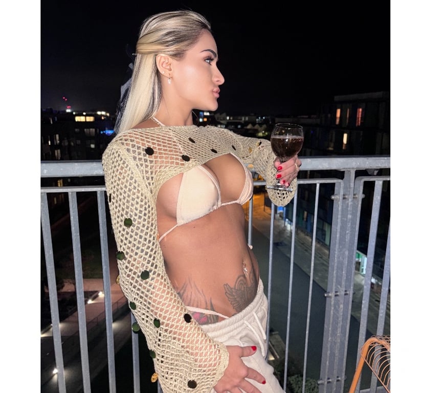 Escorts South East London Greenwich - South East London - Photos for ÁGATHA 🍑SWEET AND SEXY NEWW😈DOMINATION🇧🇷PARTY