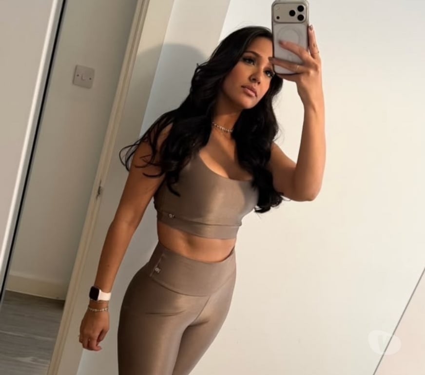 Escorts South West London Kingston upon Thames - Photos for Bia🔞SWEET AND INNOCENT PARTY GIRL❤️‍🔥🇧🇷