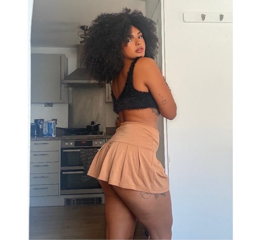 Escorts Barking and Dagenham Barking - Barking and Dagenham - Photos for Sun☀️Big ass 🍑Available now 100%Real🔥