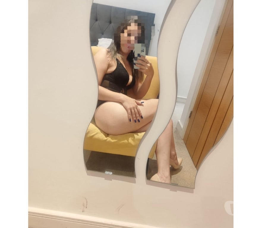 Escorts Surrey Guildford - Photos for Yara hot party girl ❤️‍🔥🇧🇷😍