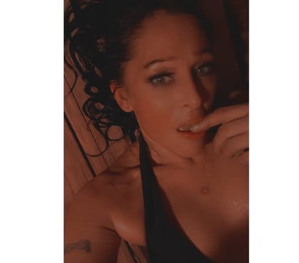 Escorts Bournemouth International Airport Bournemouth, Christchurch and Poole - Photos for Beautiful British Babe Cara is Back
