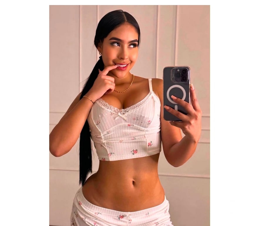 Escorts Bedfordshire Luton - Photos for Party girl call me ☎️☎️