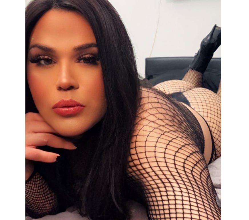 Trans Escorts Wiltshire Swindon - Photos for Talita Kim 7 inches TS party 🎉🎉🎉💦😛😛